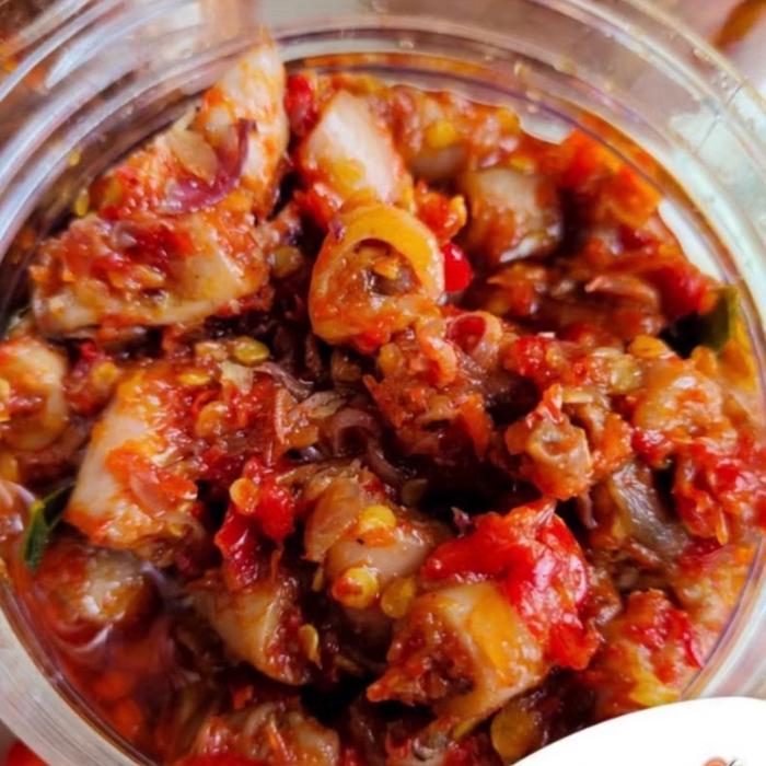 

Aneka sambal / sambal baby cumi / sambel cumi / sambal teri / sambal bawang - TONGKOL /ayam suwir