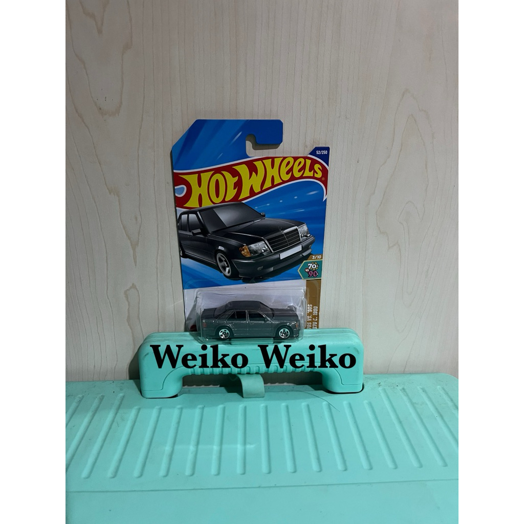 hotwheels mercedes benz 500 E