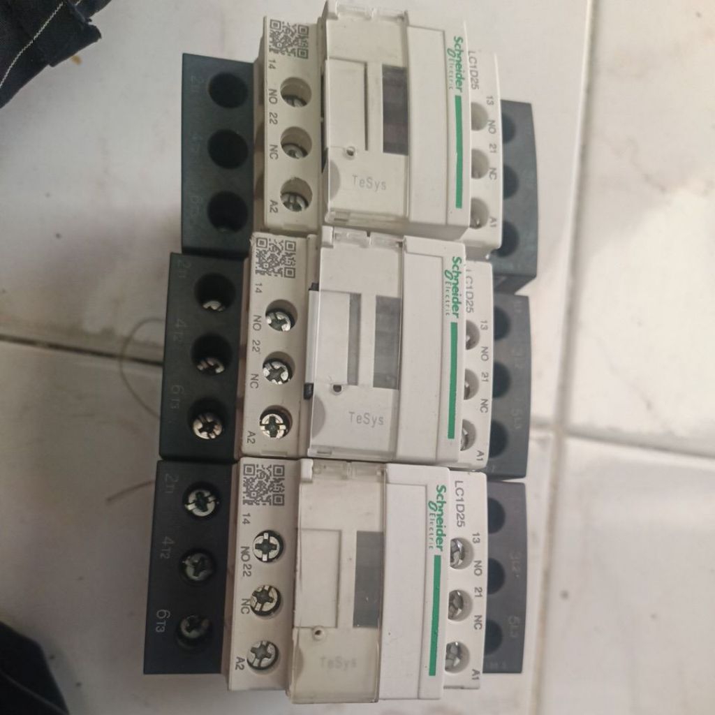 kontaktor lc1d25 lc1d32
