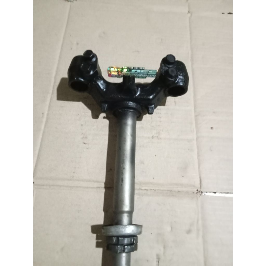 SEGITIGA T SEKOK DEPAN YAMAHA JUPITER Z BURHAN ORIGINAL