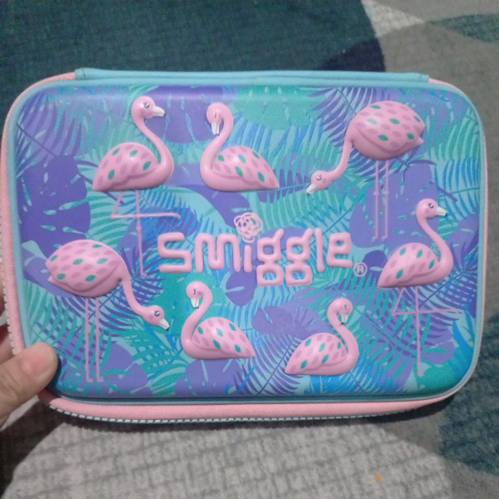 

smiggle pensil case