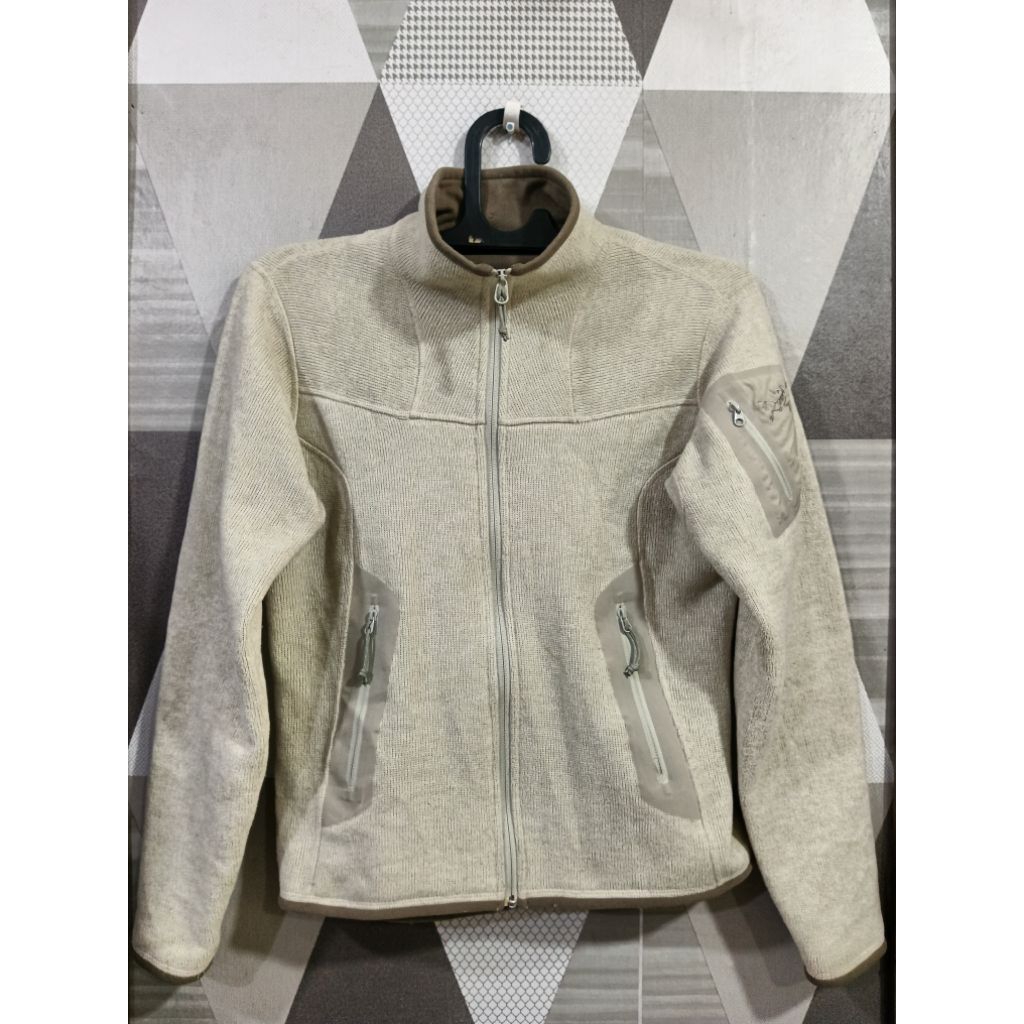 Jaket Sweater Arc’teryx Women’s Fleece Full Zip Jacket – Polartec Covert Cardigan (Original)