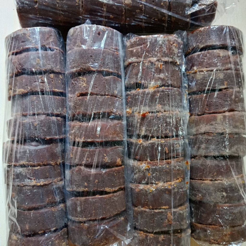 

Gula Aren Asli 100% Warna Hitam Untuk Cuko Mpek Mpek