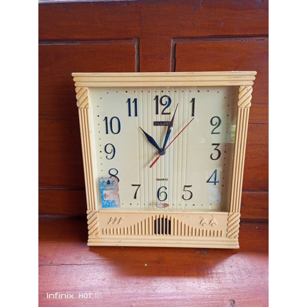 jam Dinding jadul antik klasik