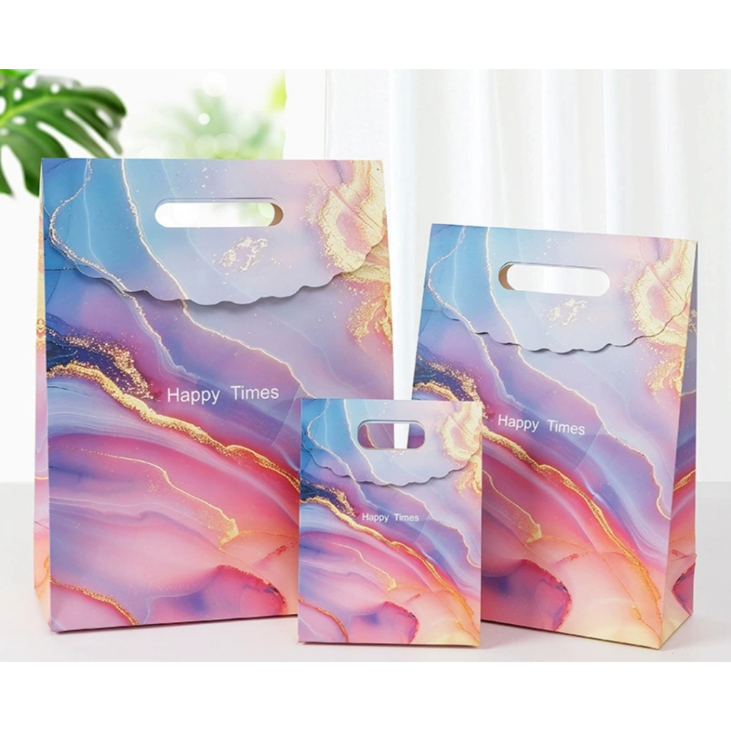 

PAPERBAG GIFT BAG RAINBOW UNGU HAPPY TIMES ADA TUTUP TAS KADO HAMPERS PIRING MUKENA WEDDING ULANG TAHUN