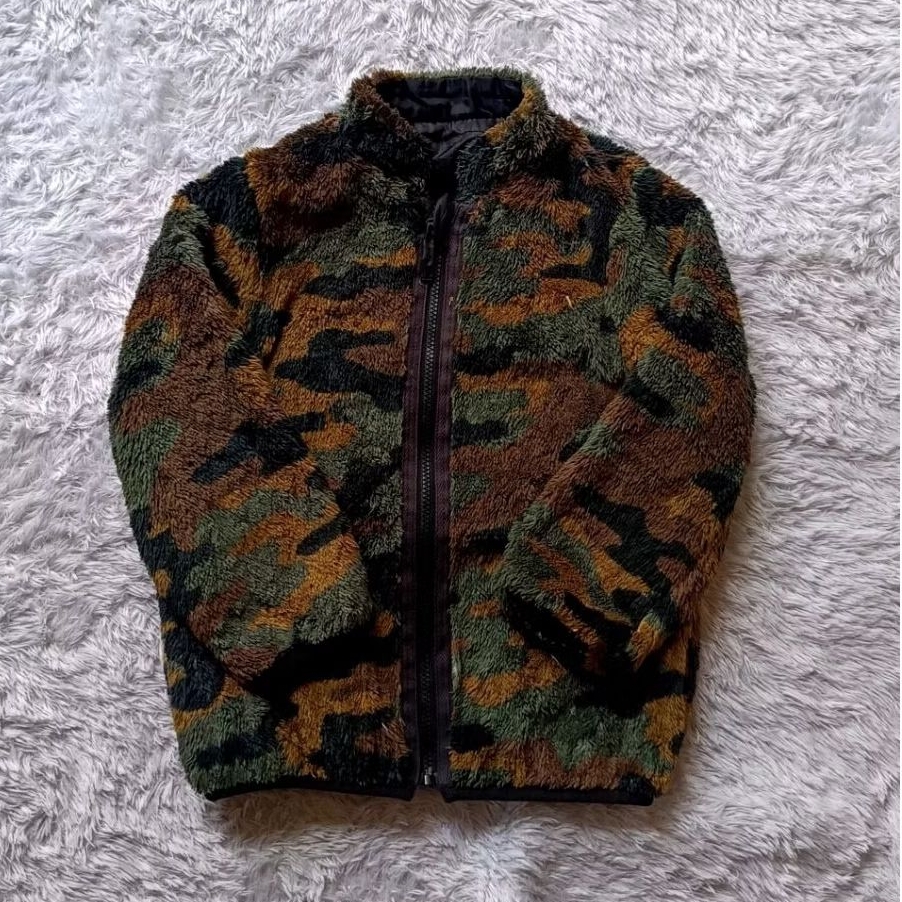 Jacket anak reversible sherpa black camo
