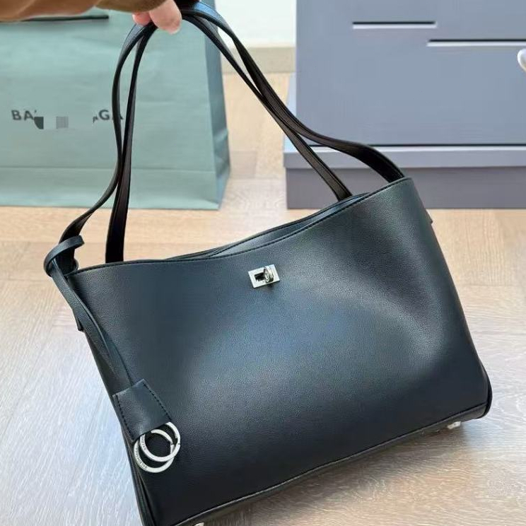 Pre Order Tas Wanita Shoulder Bag Retro Elegan Style Korea Minimalis Premium Terbaru 2025 Ukuran 34x