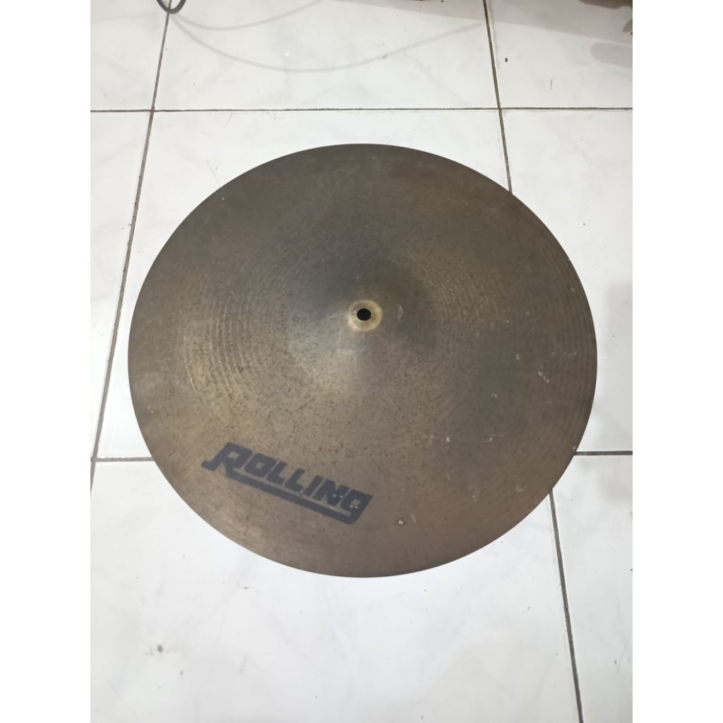 Cymbal drum ride 18" rolling