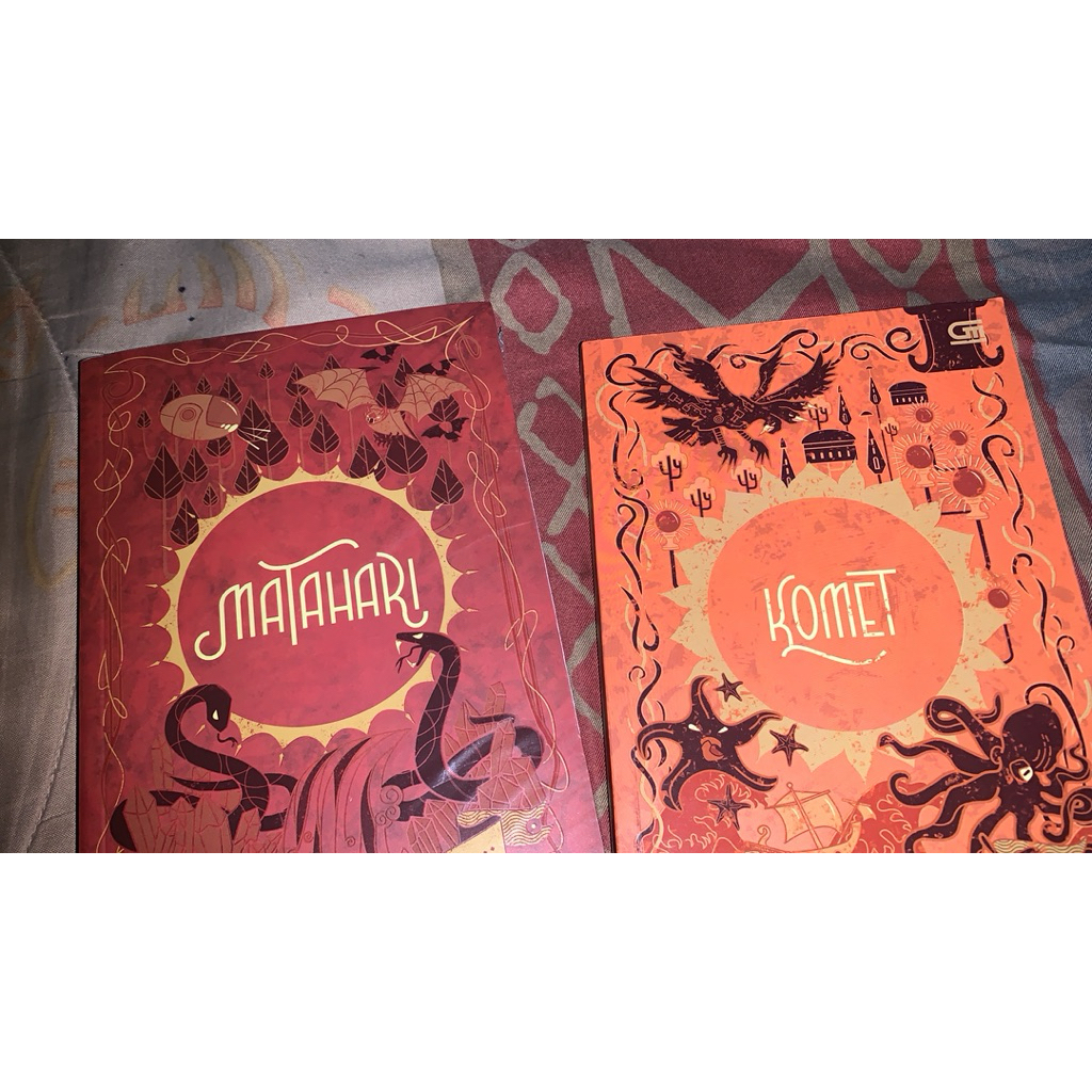 NOVEL PRELOVED - {BACA DESKRIPSI} NOVEL MATAHARI, KOMET TERE LIYE