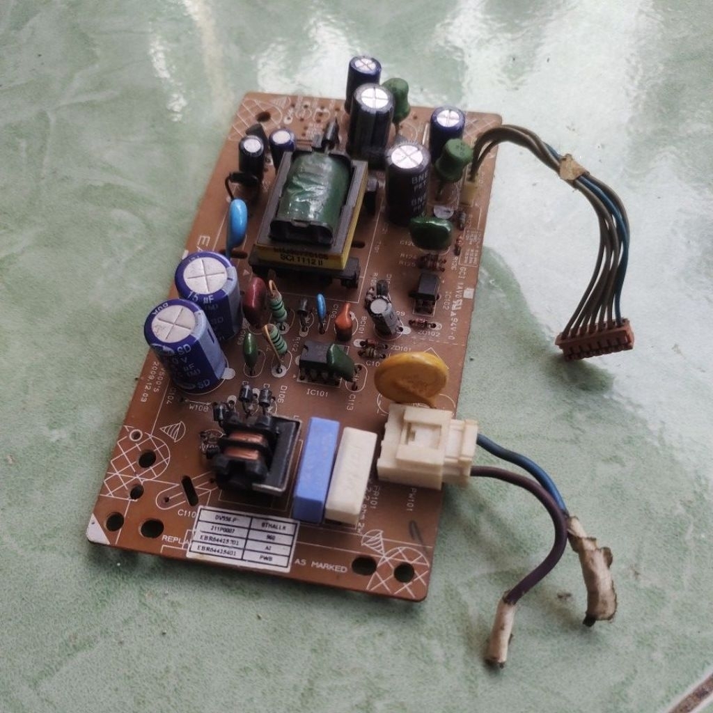 adaptor bekas DVD LG Masih Normal