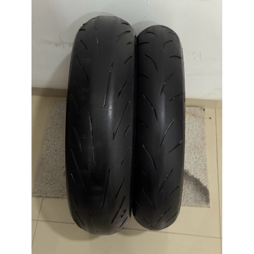 PROMO BUNDLING BAN BATTLAX HYPERSPORT S22 (150/60/17) + S21 (120/60/17)