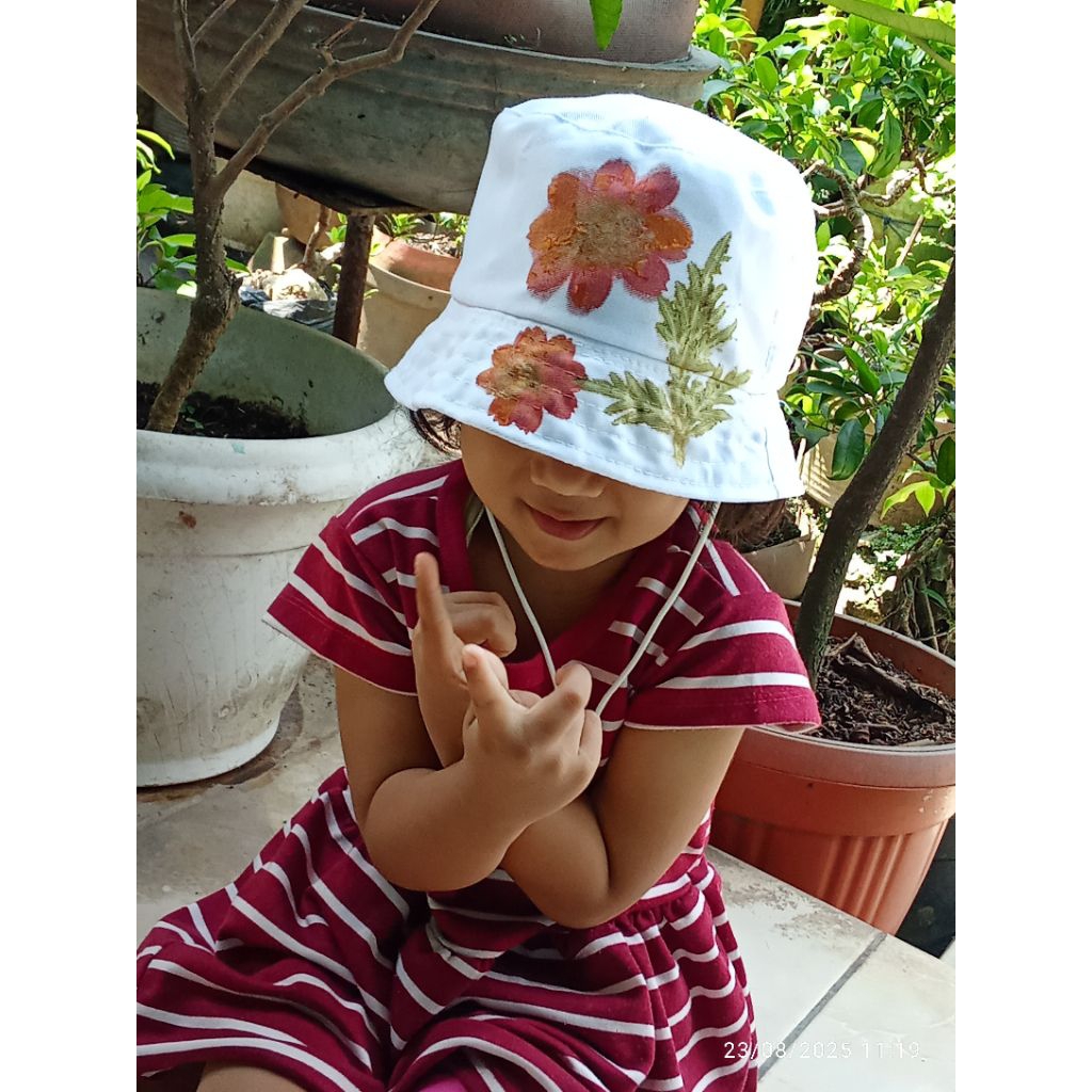 Topi bucket anak motif ecoprint