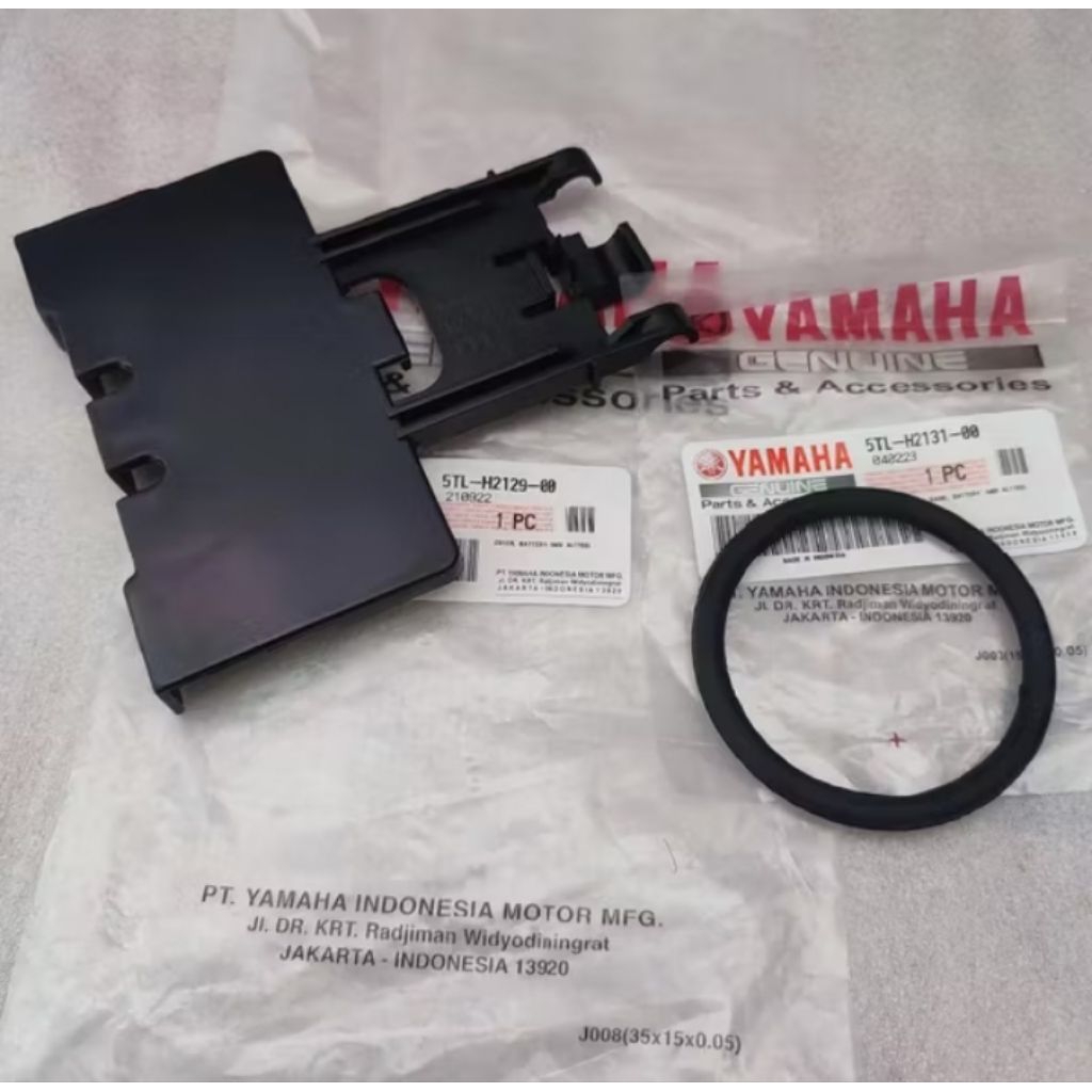 Tutup aki mio sporty mio smile carbon