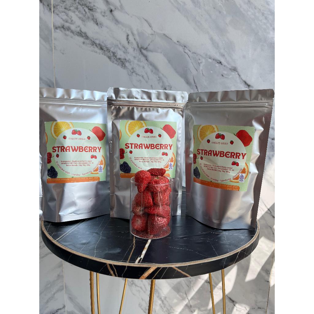 

(200 ML)Snack Buah Strawberry Kering - Freeze Dried Strawberry - Cemilan Sehat Strawberry Kering - Cemilan Snack Diet Rendah Kalori - Dried Freeze