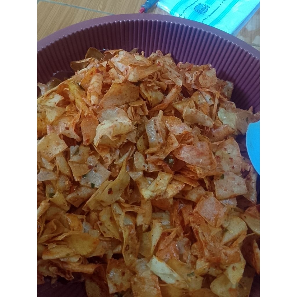 

Keripik singkong pedas jeruk