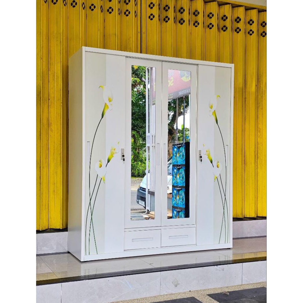 Lemari 4 Pintu Sleding Besi Baju Almari Pakaian