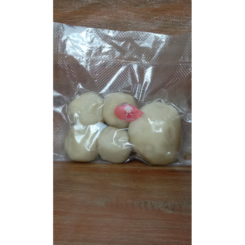 

pempek dos isian telur rebus utuh tanpa bumbu