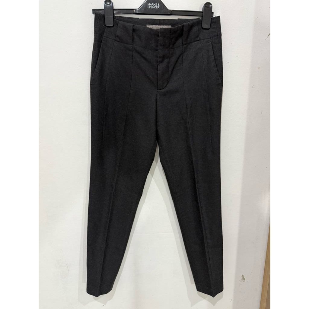 PRELOVED CELANA ZARA