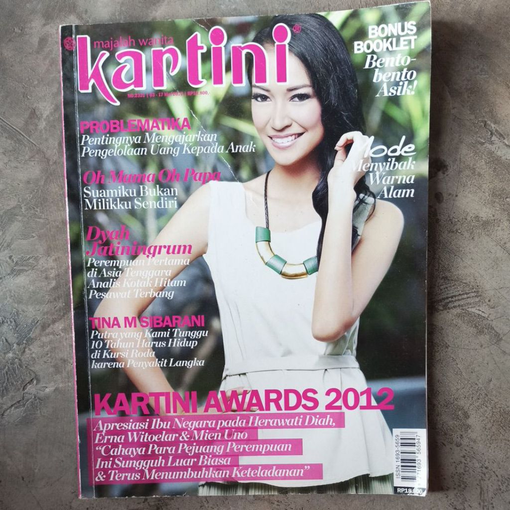 Majalah KARTINI Awards  Tahun 2012