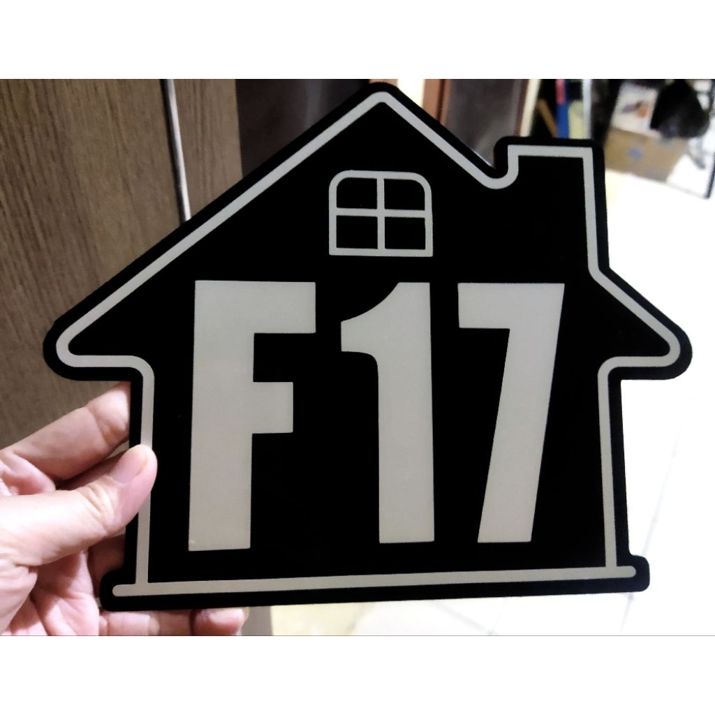 

sticker nomer rumah dan acrylic