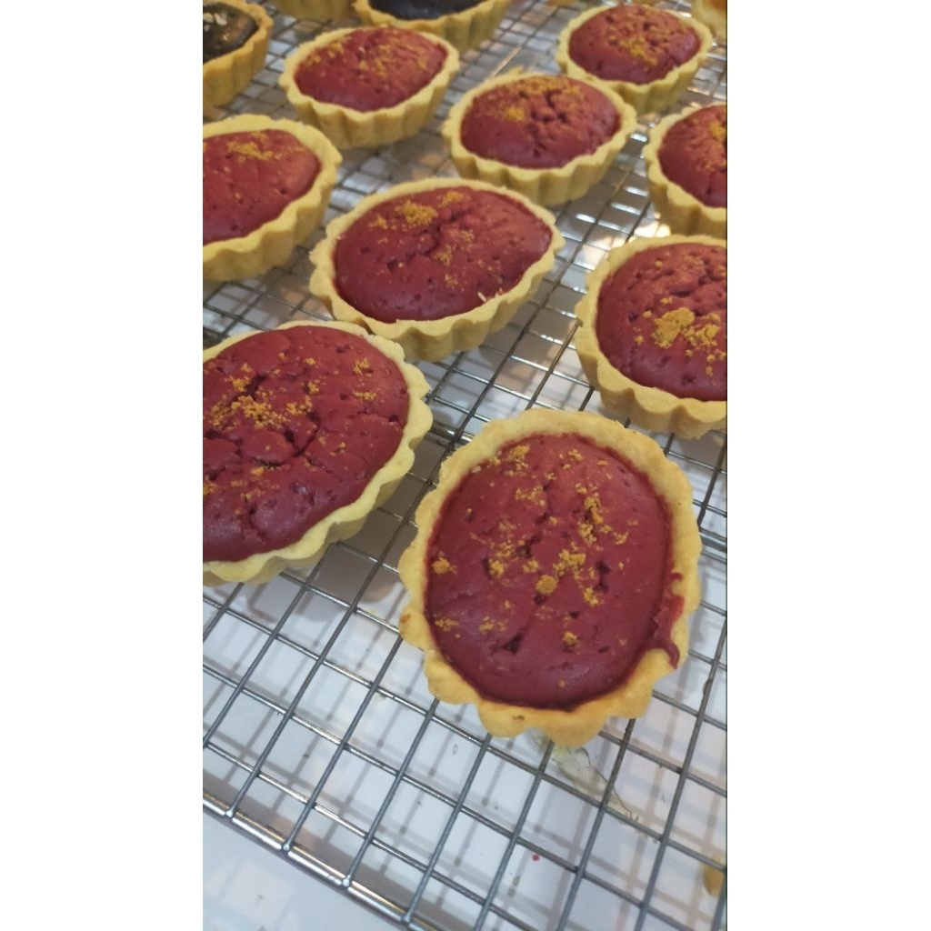 

red velvet cake pie, makanan ringan, snack vegan