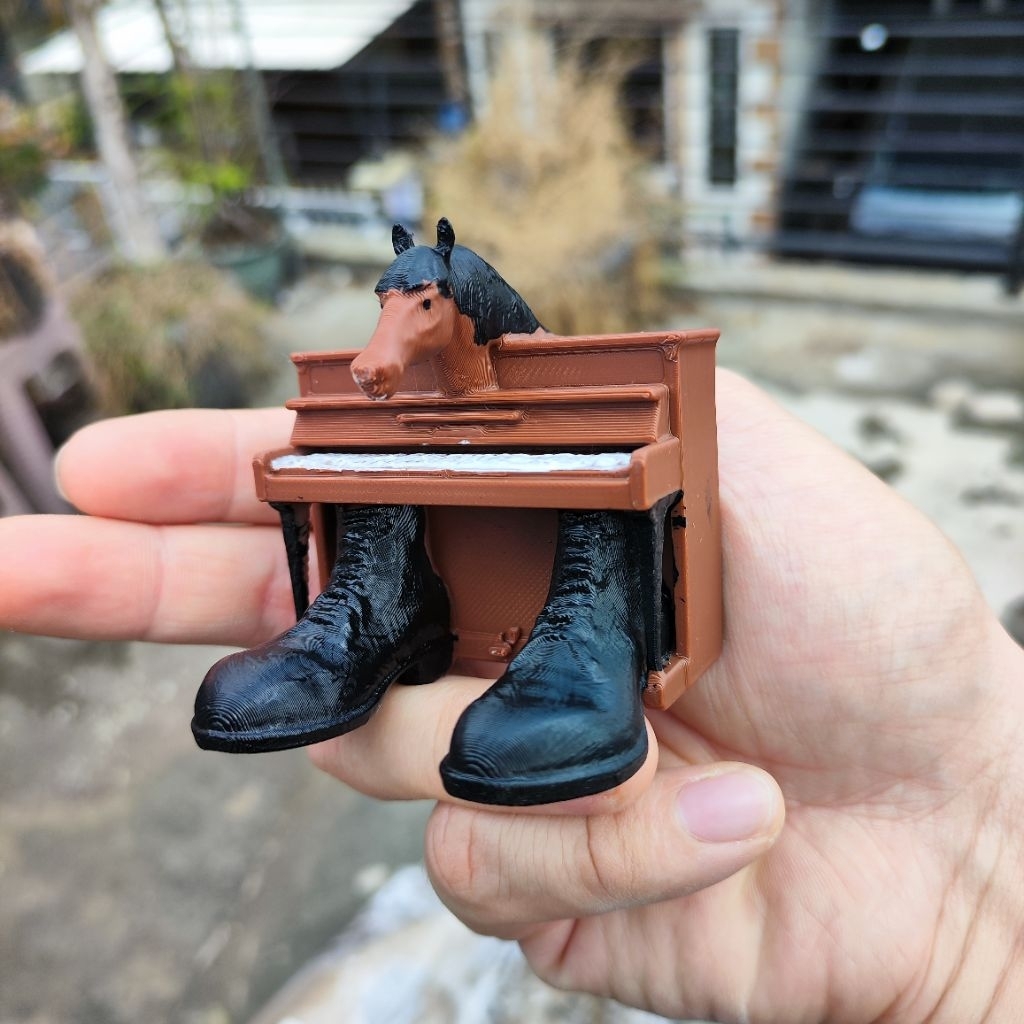 Action Figures  Ecco Cavallo Virtuoso - patung Anomali Brainrot - Miniatur Brainrot - Figure anomali