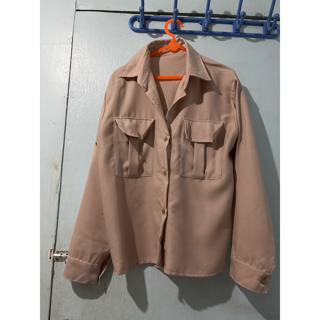 Preloved-Kemeja Wanita Cream