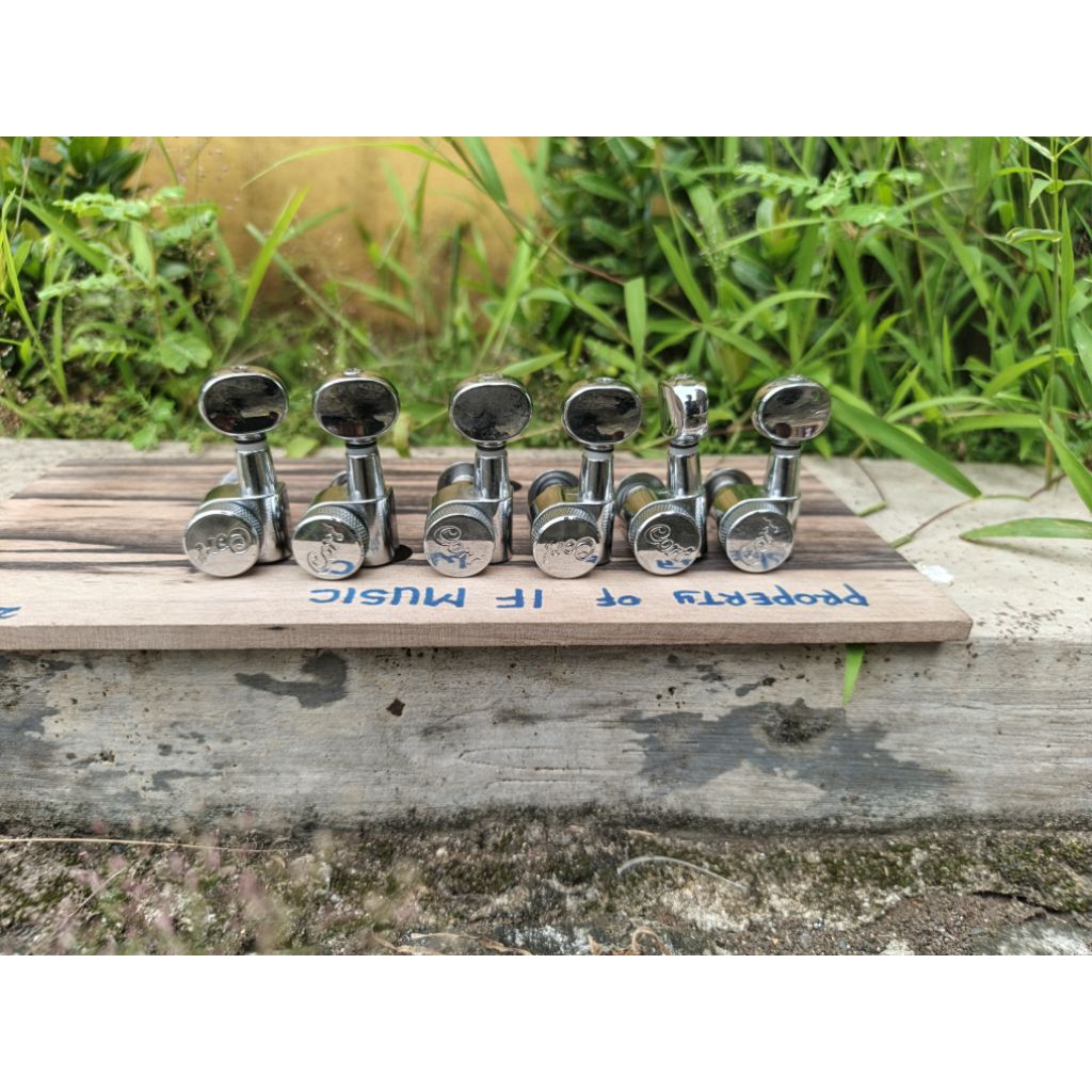 Dryer Gitar Cort Locking Tuner 6 Reverse In Line Chrome Screwless