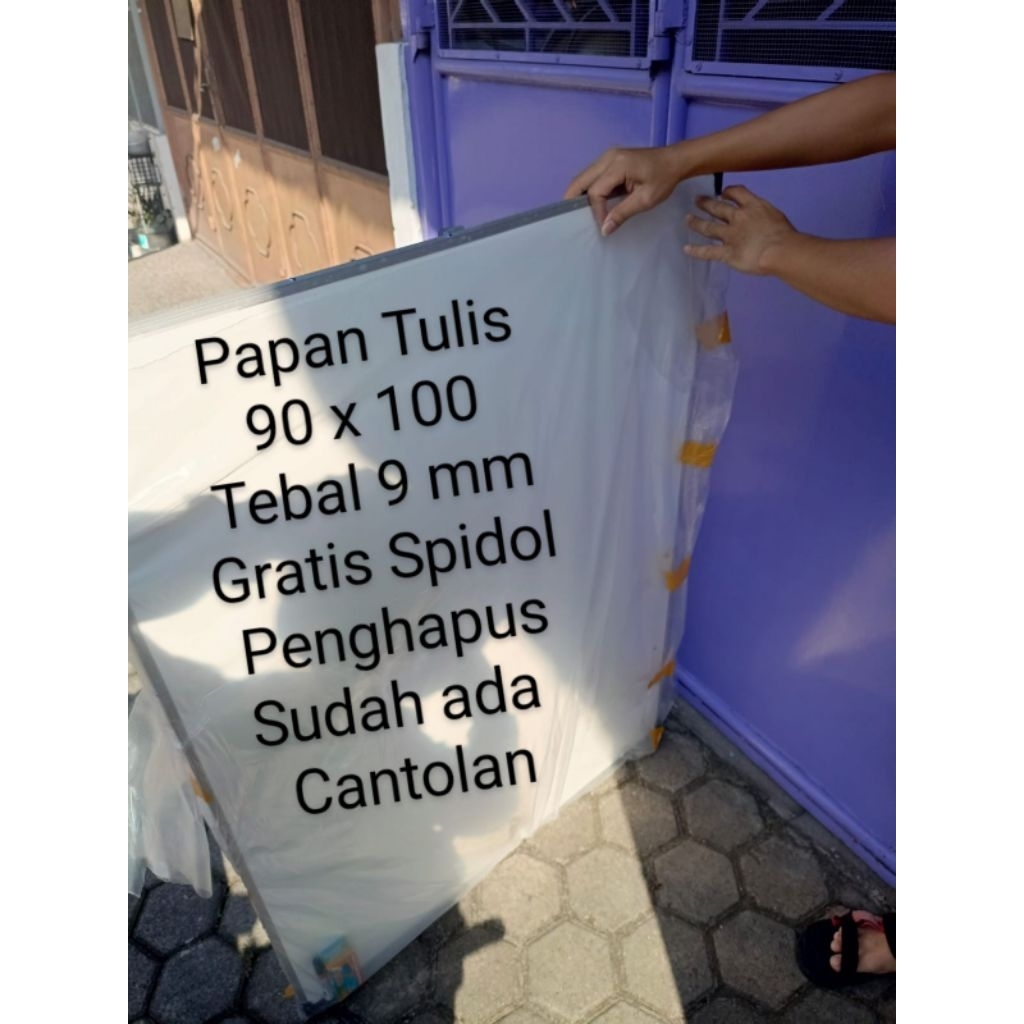 

Papan Tulis Besar 90 x 100 Gratis Spidol Penghapus
