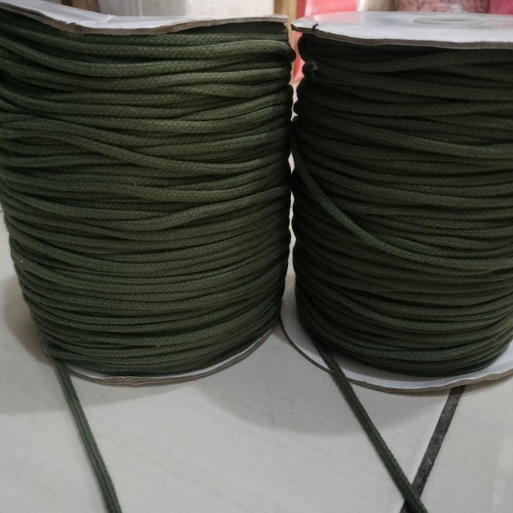 

tali kur bulat ukuran 5 mm per roll isi 114 yards