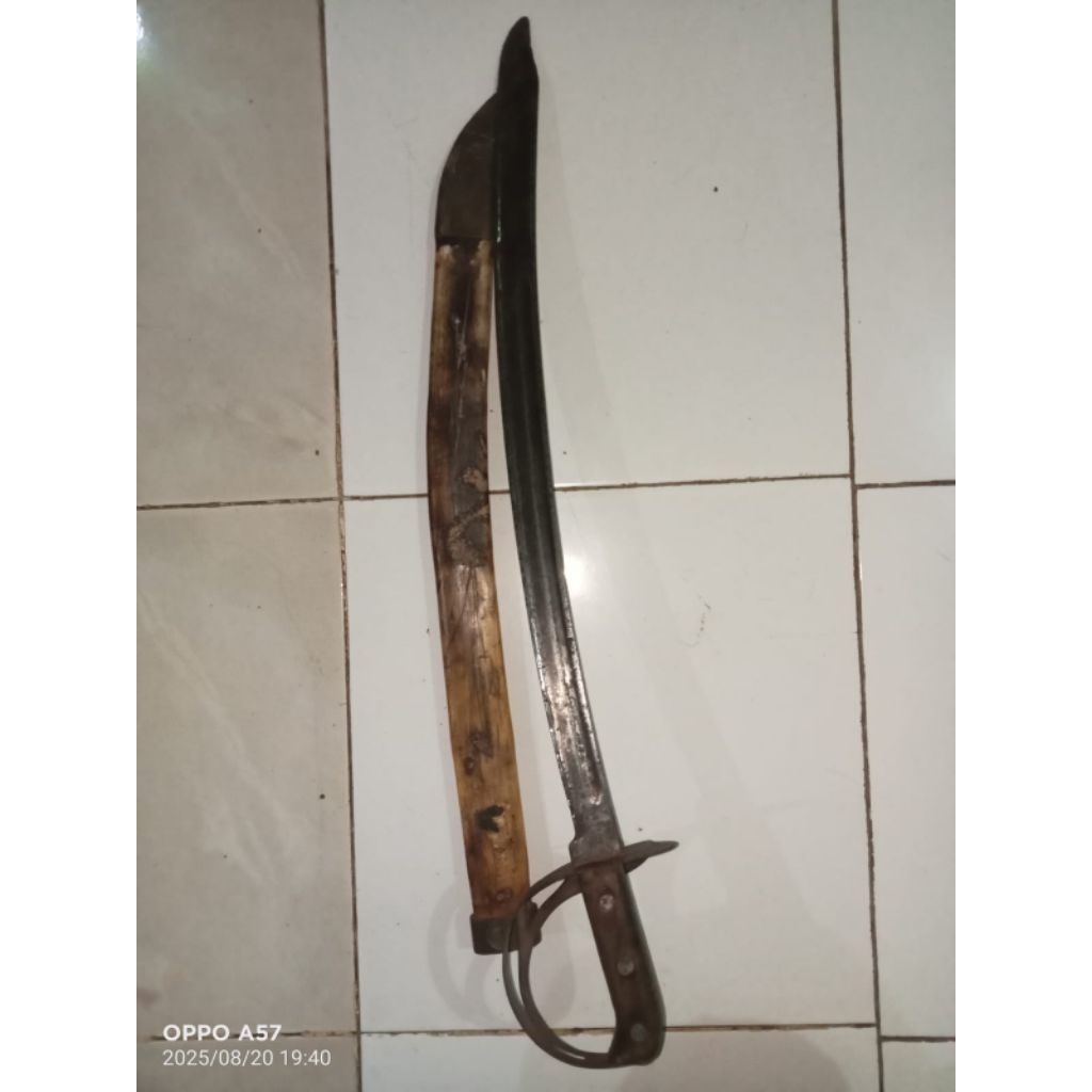 kelewang knil, milsco , pedang voc