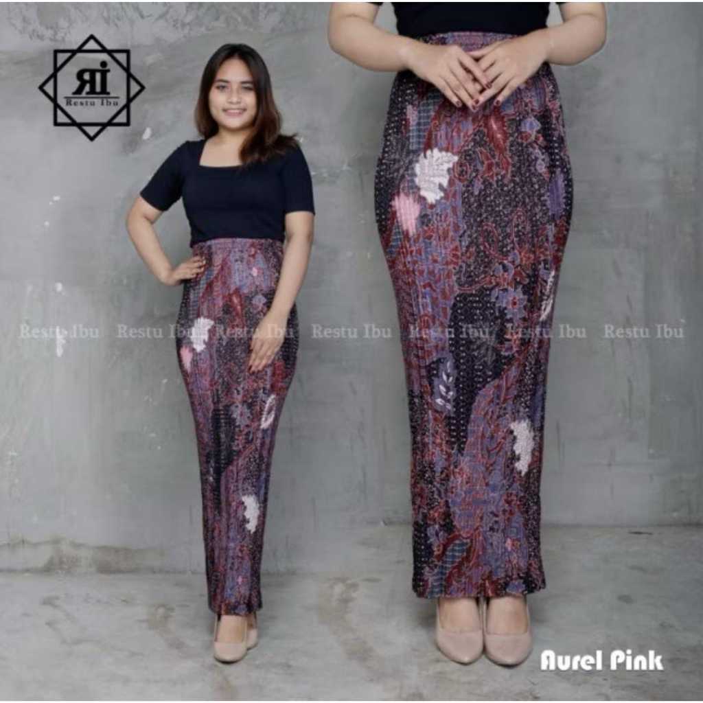 Rok Plisket Batik dengan Pinggang Karet