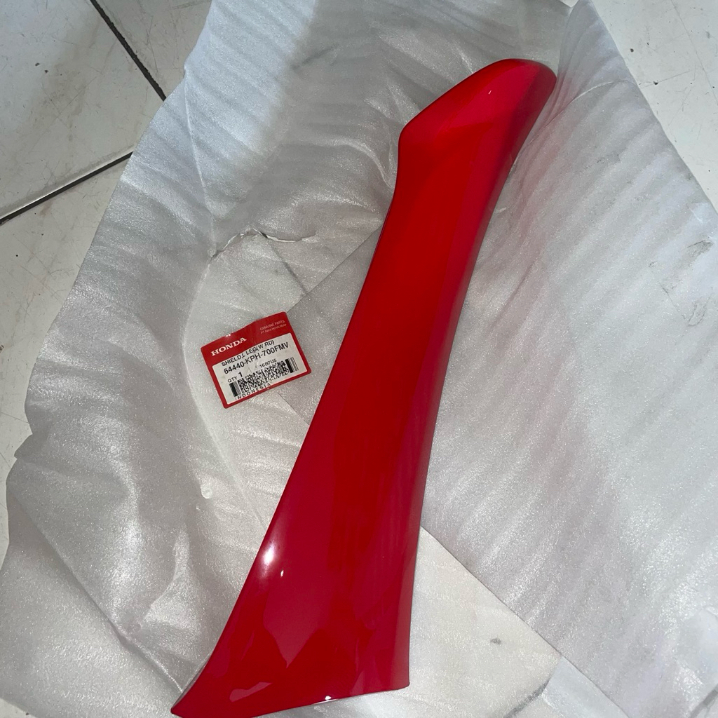 64440-KPH-700FMV Legshield Sayap Luar Kiri Cover Depan Samping Kiri Original Supra X 125 Old Lama Me