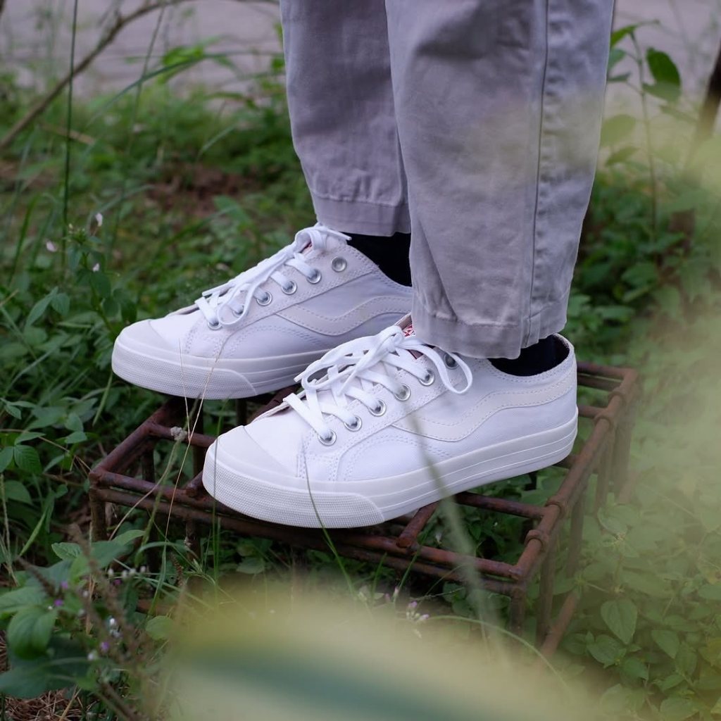 VENTELA SHOES - PUBLIC LOW WHITE