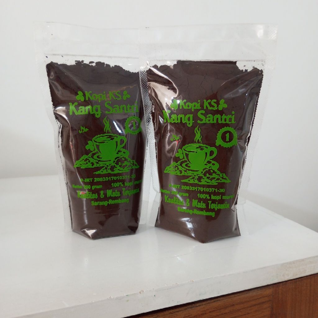 

Kopi Hitam Robusta Kopi Bubuk Grade A Grade B by KS.Family