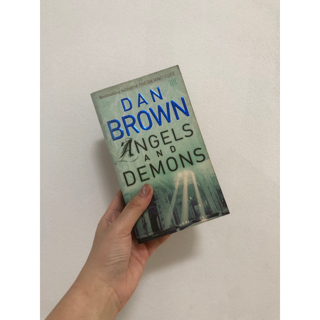 Preloved Book Angels and Demons by Dan Brown