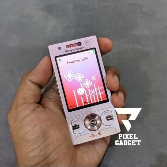 Sony Ericsson W705i (Rika) Light Pink