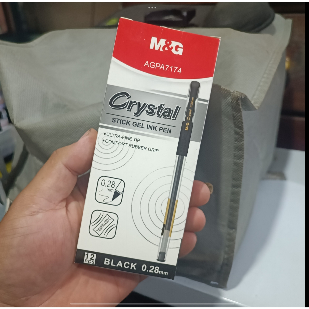 

Ballpoint M&G CRYSTAL AGPA7174 Ballpoint Gel 0.28mm Warna Hitam 1 pack isi 12 pcs