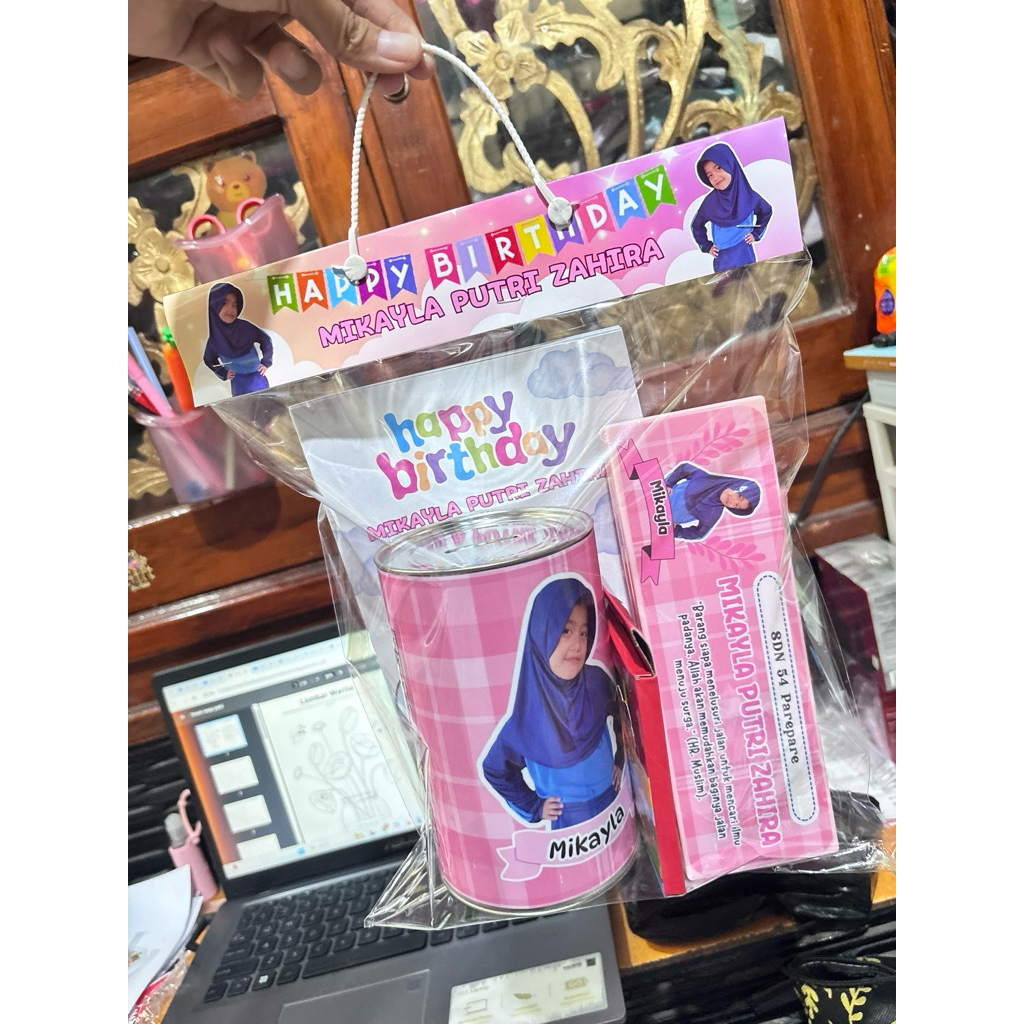 souvenir ultah/celengan custom/kotak pensil custom/buku mewarnai