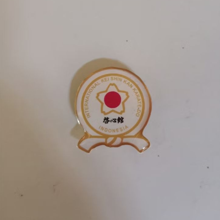 pin custom RESIN KUNINGAN lapis RESIN