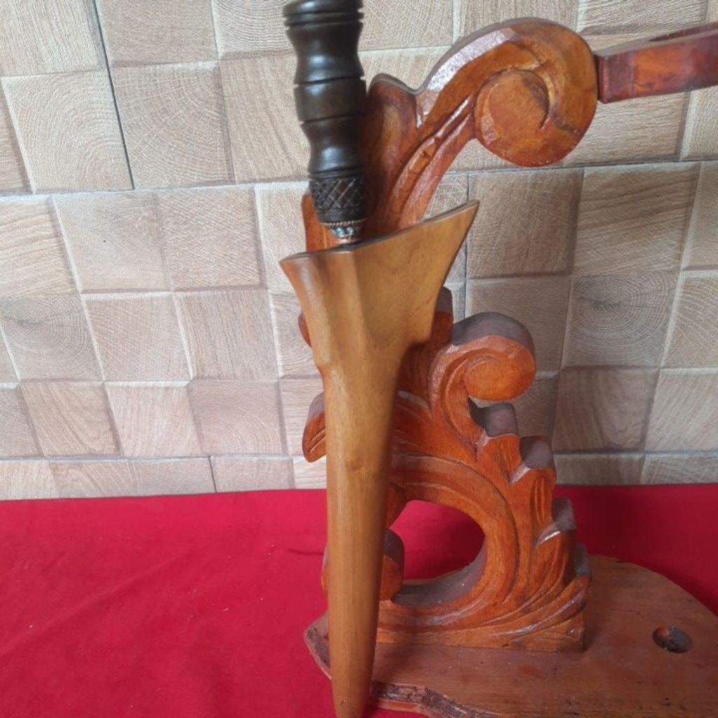 Keris Patrem Nogo Sapto Luk 7 Ngemut,Tindik Kuningan Sepuh,Pamor kelengan