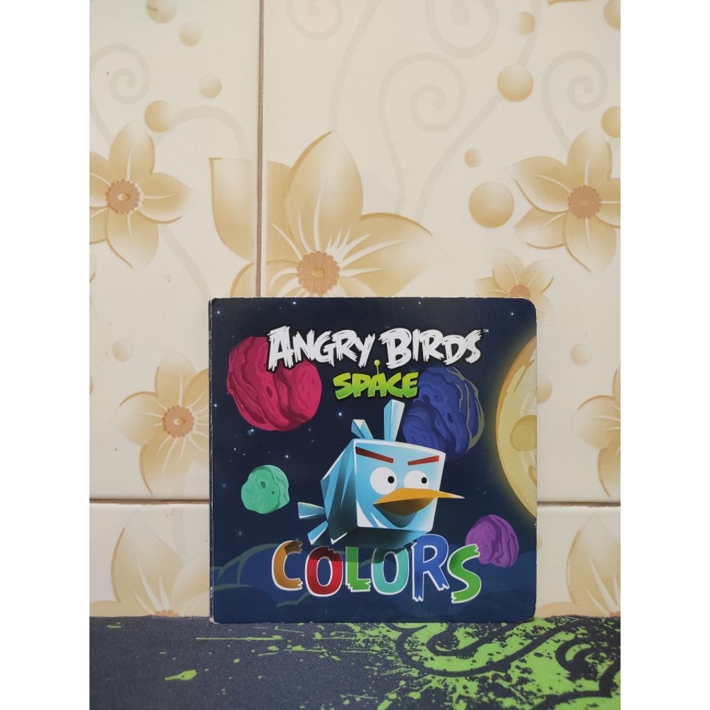 (Buku Anak Sirkus Bacaan) Angry Birds Space Colors (English)
