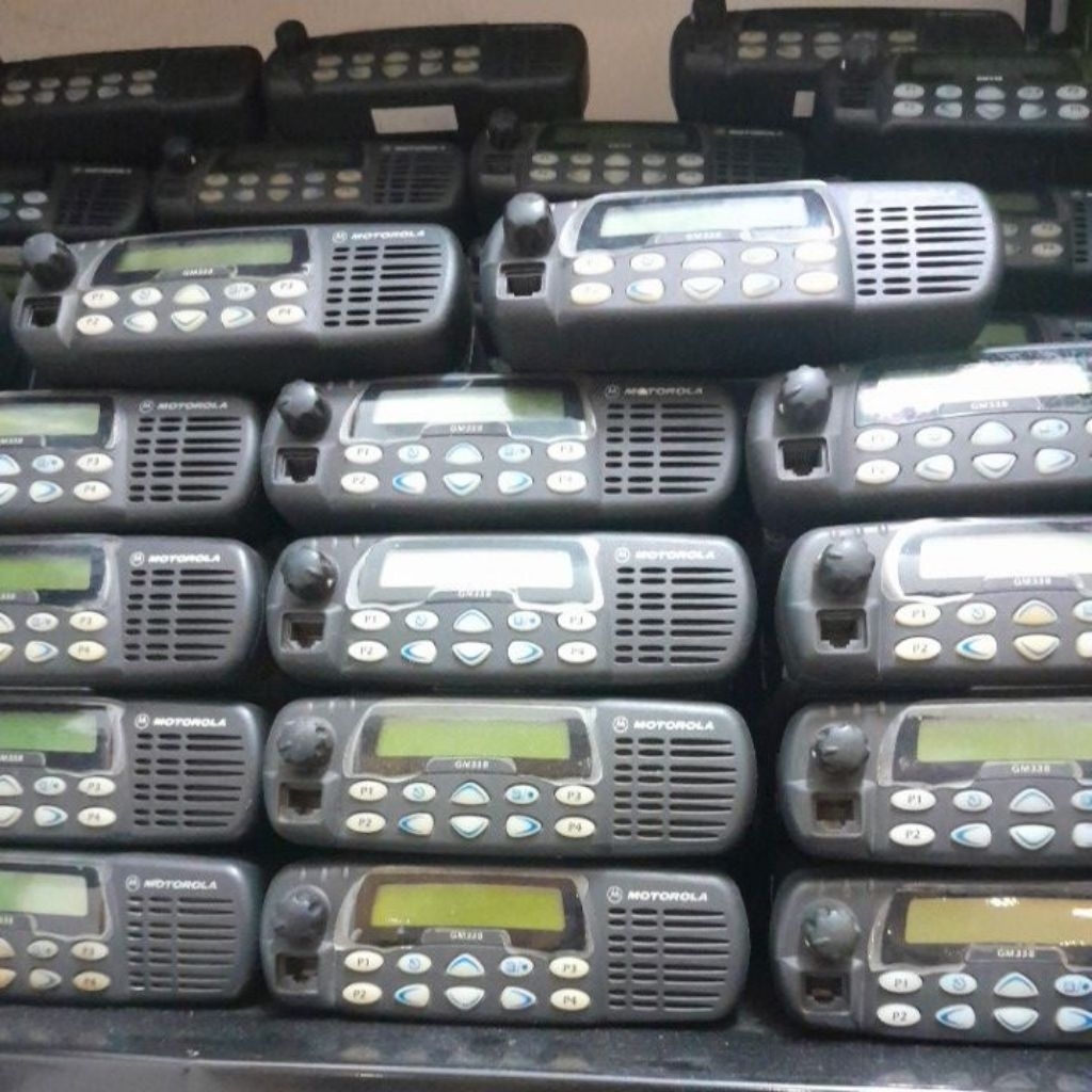 RADIO MOTOROLA GM 338 VHF SECOND NORMAL