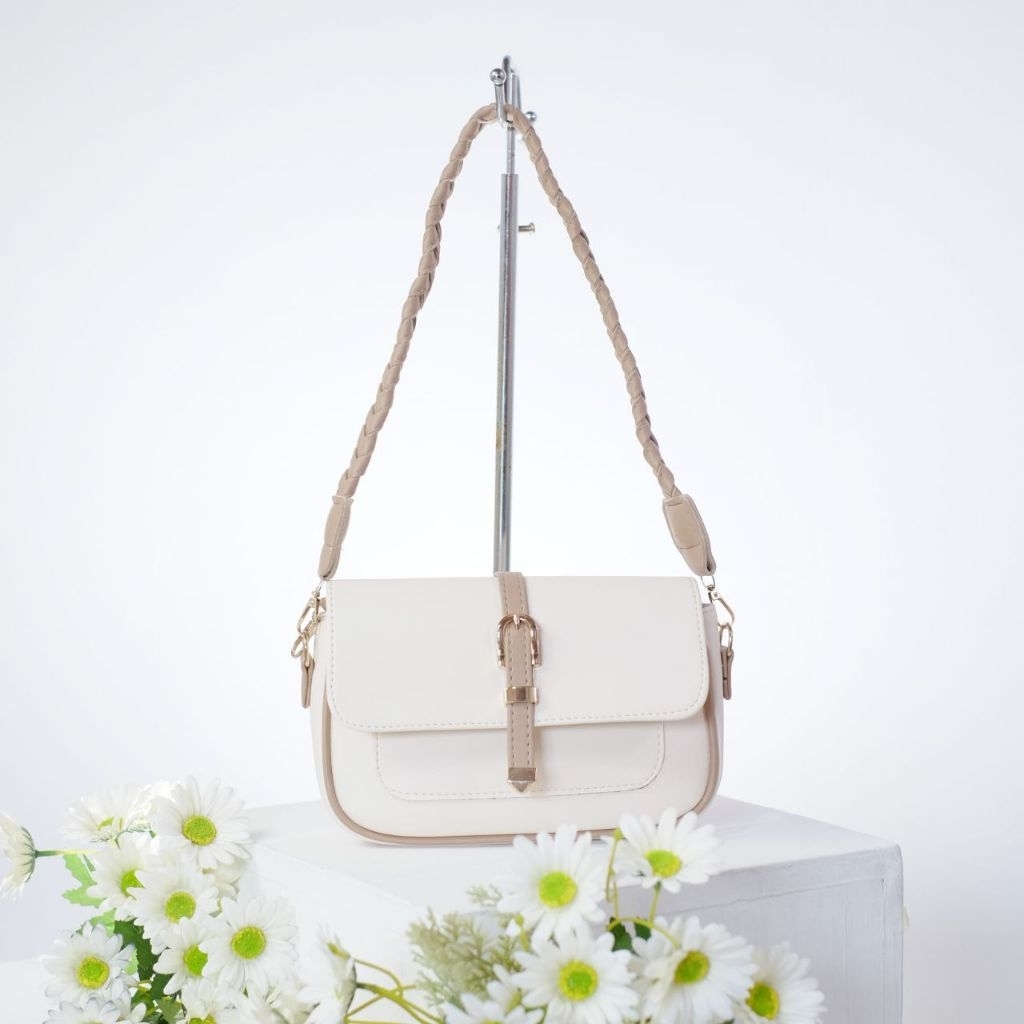 ANGELA BAG, TAS MURAH , TAS WANITA,TAS SELEMPANG, TAS KEKINIAN ,TAS ESTETIK