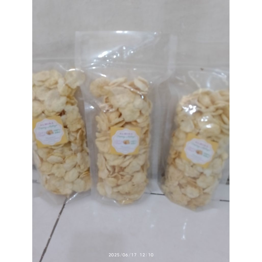 

Emping melinjo (keceprek)