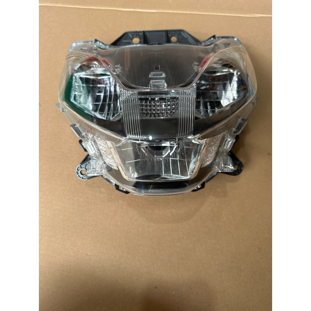 headlamp lampu depan Yamaha Mio gear 125 thn 2025 original