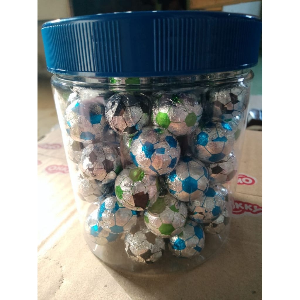 

cokelat bola 1 toples isi 80 pcs