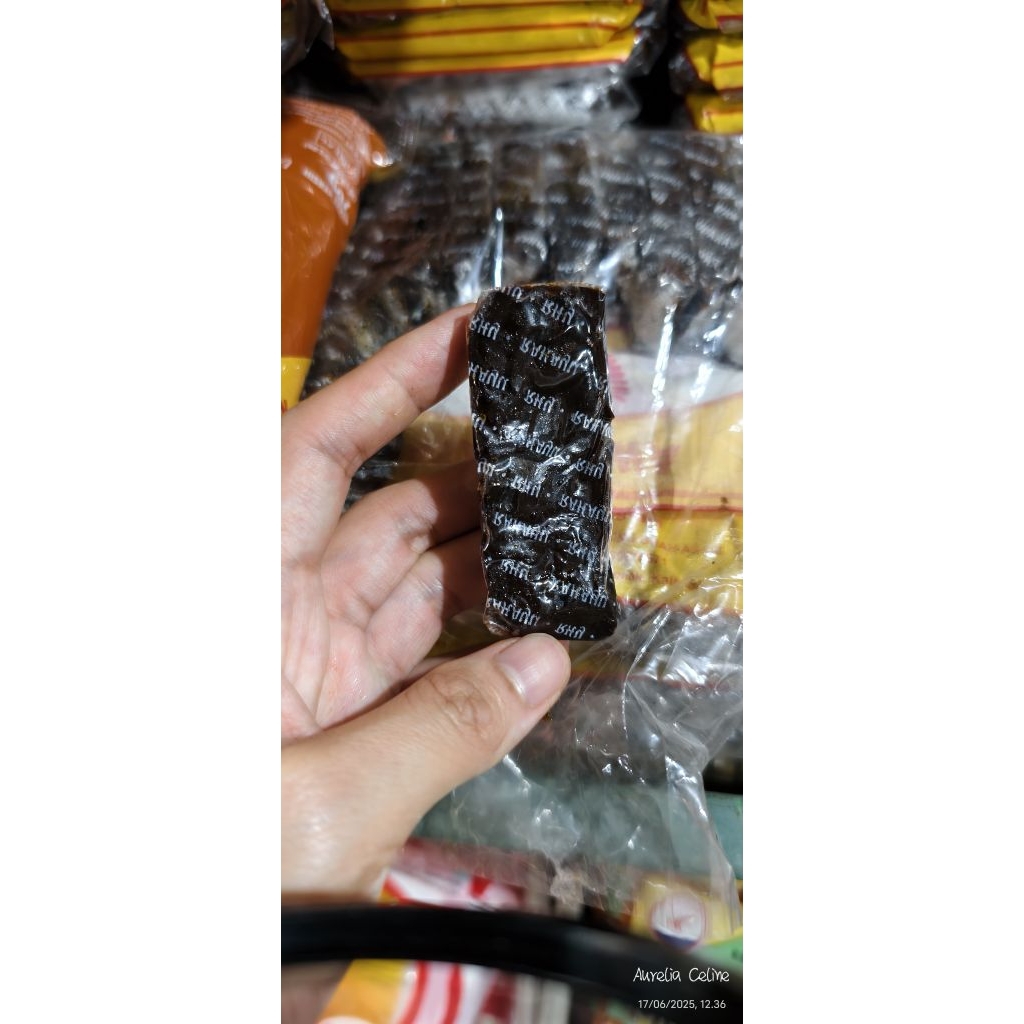 

asam Jawa daging tanpa biji / asam Madura / asem ecer
