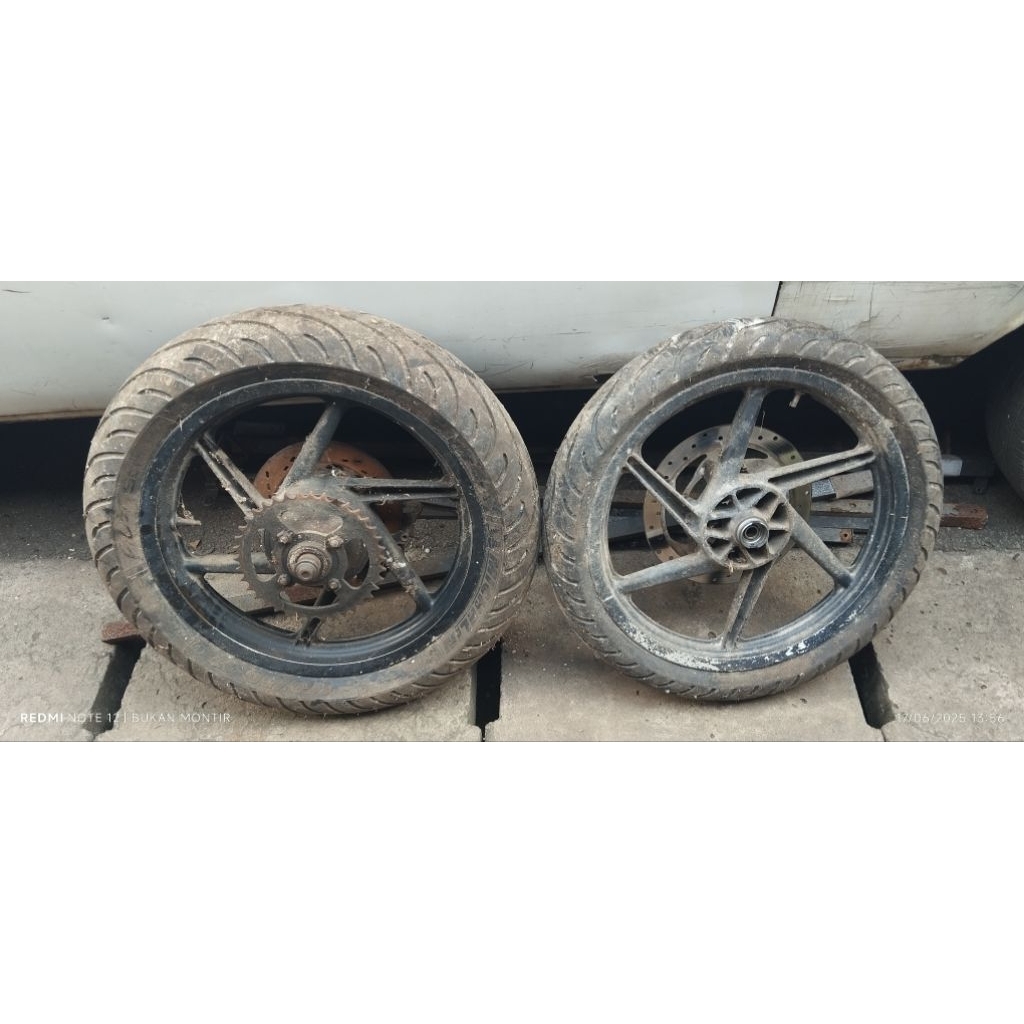 velg bajaj pulsar 200dtsi