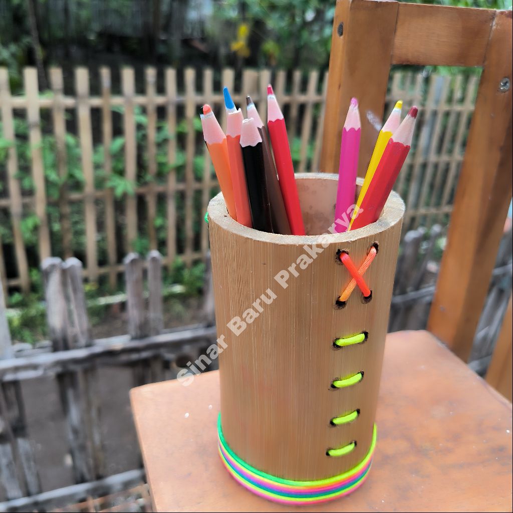 

Prakarya Tempat Pensil Pencil Pulpen Pen Holder Aesthetic dari Bambu Motif B